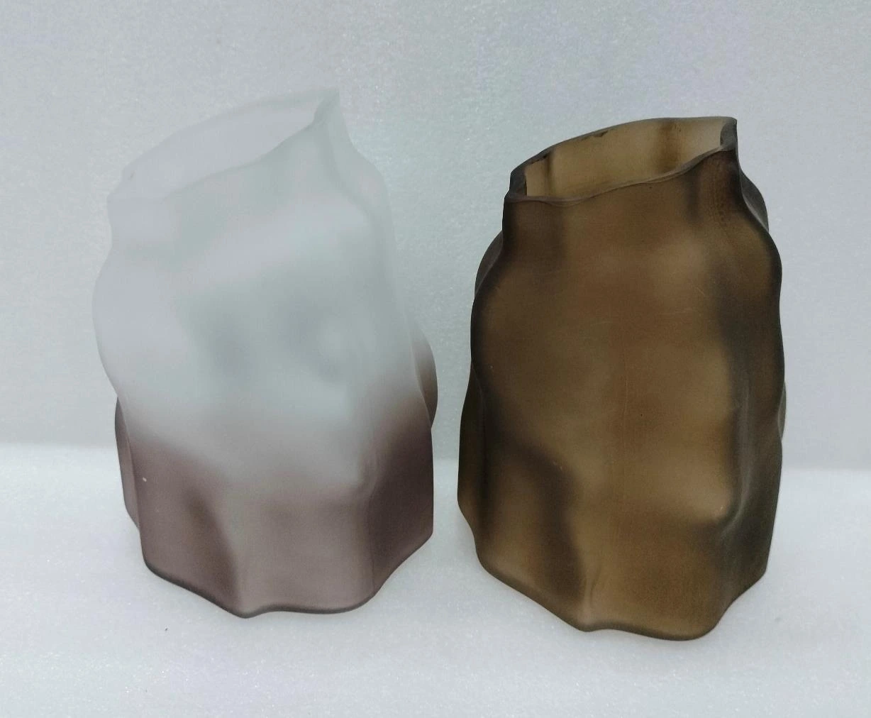 Glass Pot Rock Shape 34x10x16cm